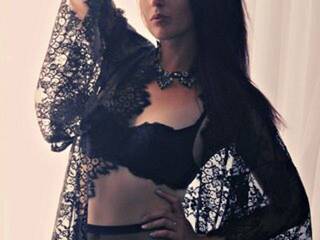 Еротски видео цхат --FRUIT--