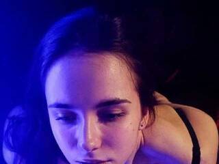 Еротски видео цхат -Angry-Fox-