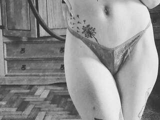 Еротски видео цхат -Ch-