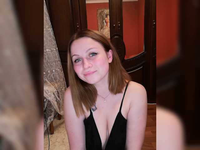 Емитовање снимка екрана -HOTGIRL-