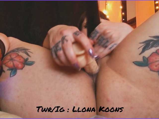 Фотографије -LlonaKoons [none] cuenta regresiva, [none] ganados, [none] para el show! #pvt #tattoo #dildo #play #latina