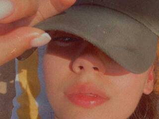 Еротски видео цхат -TheOne-K