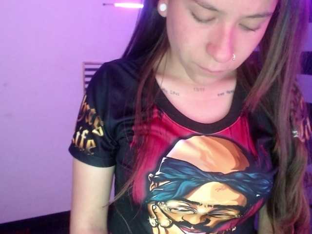 Емитовање снимка екрана 1ashley