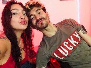 Еротски видео цхат Aaronandelizabeth