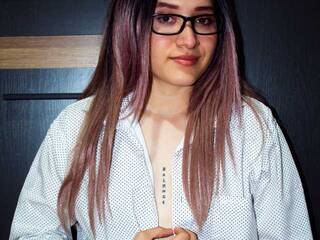 Еротски видео цхат AbbyHerrera