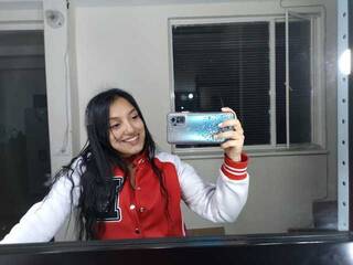 Еротски видео цхат AbrilGV