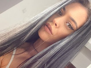 Еротски видео цхат AbyBunnyXXX