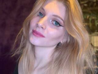 Еротски видео цхат Adalinda