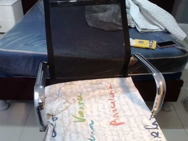 Емитовање снимка екрана AddisonLove