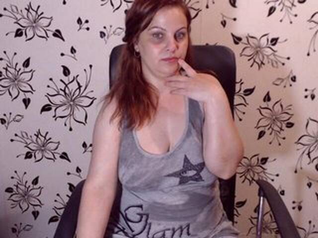 Емитовање снимка екрана adelamilfsexy