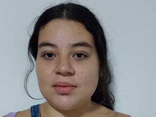 Еротски видео цхат Adelethompson