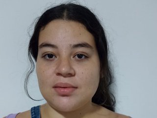 Еротски видео цхат Adelethompson