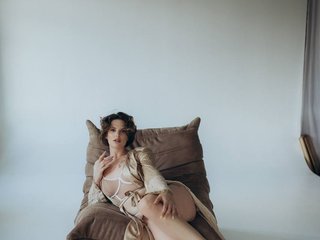 Еротски видео цхат AdelRay