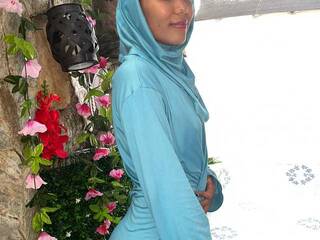 Еротски видео цхат AdilaFaez