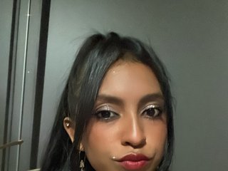 Еротски видео цхат Adrianagrandeee