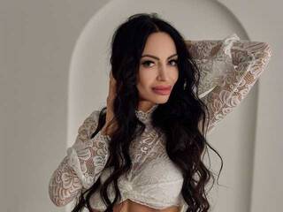 Еротски видео цхат AdriennBurzhe