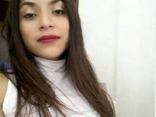 Еротски видео цхат adriennesexy