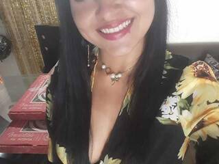 Еротски видео цхат Afroditaeiff