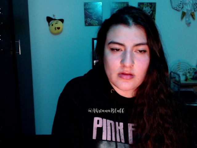 Емитовање снимка екрана ahrianabluff