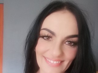 Еротски видео цхат AileenDoll