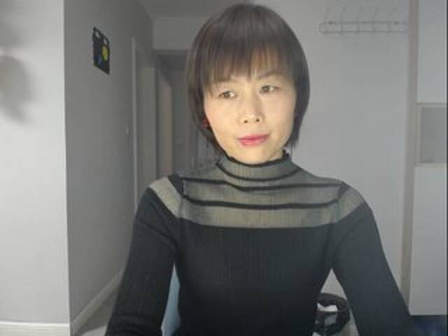 Емитовање снимка екрана AimeeY