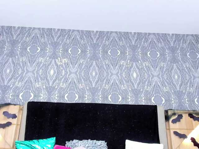 Емитовање снимка екрана AkashaLee