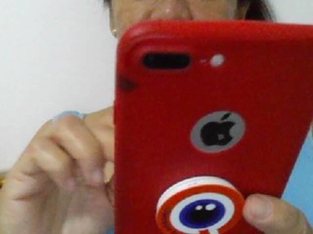 Емитовање снимка екрана AkemiAlonso