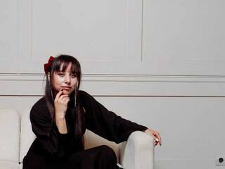 Еротски видео цхат AkiraAi