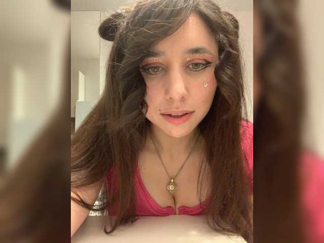 Емитовање снимка екрана AkiraAi