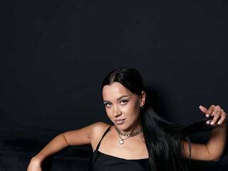 Еротски видео цхат AlanaMell