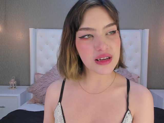 Емитовање снимка екрана AlegnaTaylor