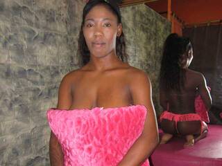 Еротски видео цхат ALEJAEBONY