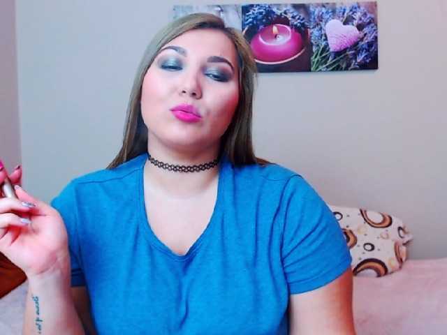 Емитовање снимка екрана AlessiaBloom