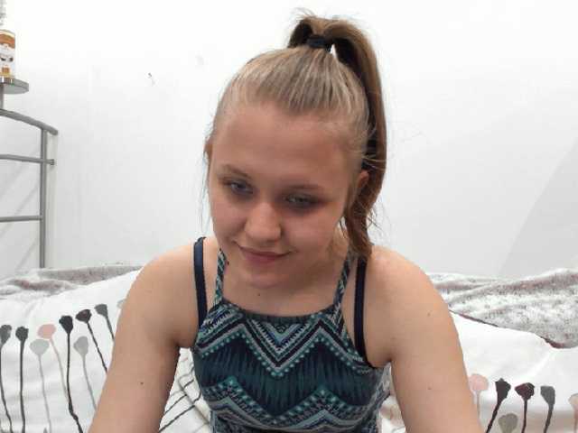 Фотографије alexanova018 Stay home! and have fun with me #blonde #cute #sexy #teen #18