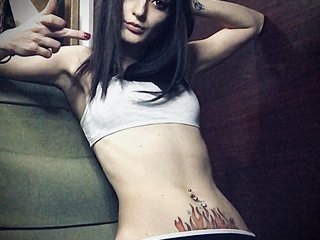 Еротски видео цхат AlexisLou