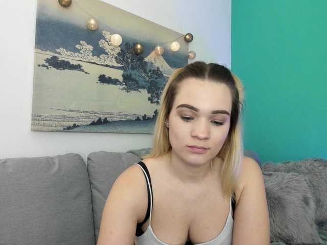 Фотографије AlexisTexas18 Another rainy day here, i am here for fun and chat-- naked and cum in pvt xx #18 #blonde #cute #teen #mistress