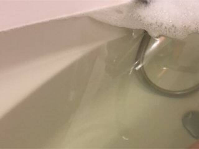 Емитовање снимка екрана Alianakiss