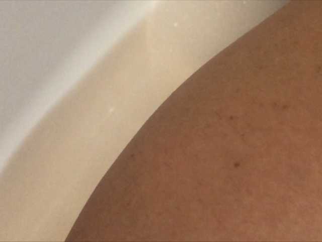 Емитовање снимка екрана Alianakiss