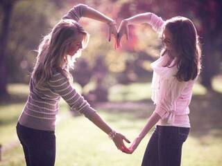 Еротски видео цхат alice-collen