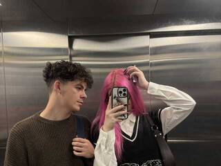 Еротски видео цхат alice18james