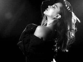 Еротски видео цхат AliceBlast