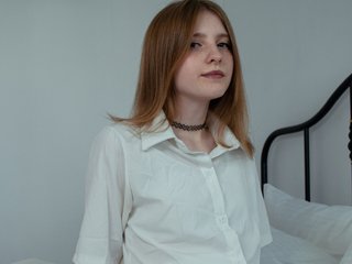 Еротски видео цхат AliceCutie