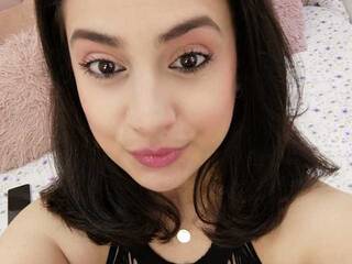 Еротски видео цхат AliciaAllan