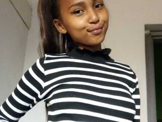 Еротски видео цхат Aliciakittie