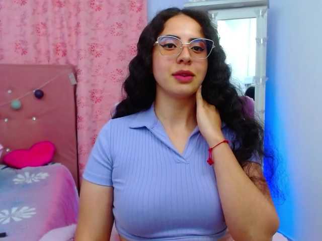 Емитовање снимка екрана AliciaMarquez