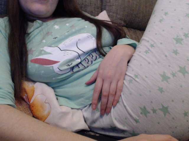 Емитовање снимка екрана AlinaBertie3