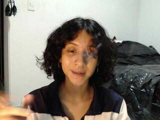 Еротски видео цхат AlinaWoolf