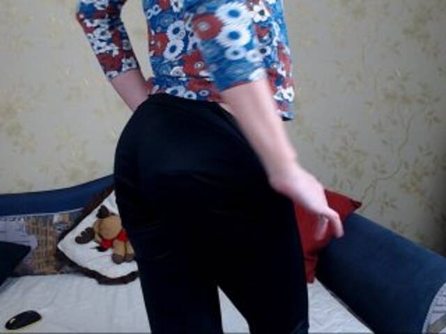 Емитовање снимка екрана AlishaTop