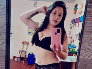 Еротски видео цхат AlisonRoxx