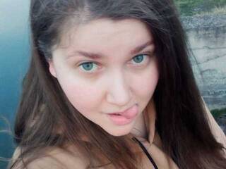 Еротски видео цхат Allexandraa